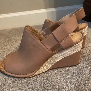 Clark’s wedge sandals, leather, size 7.5
